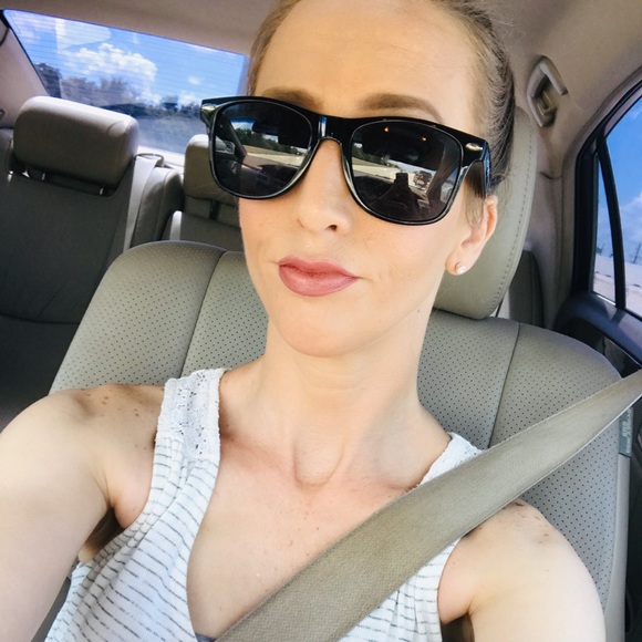 Meet your Posher, Kealie - Picture 1 of 1